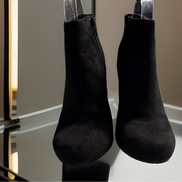 Call It Spring Lovelarwen Ankle Bootie Black Nubuck Ladies cocktail boots 7.5 - Picture 7 of 9